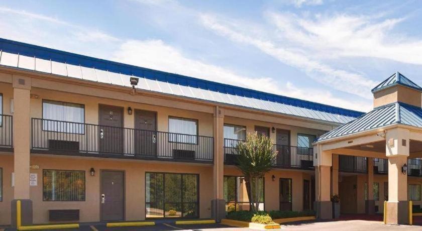Days Inn Little Rock South Exterior photo